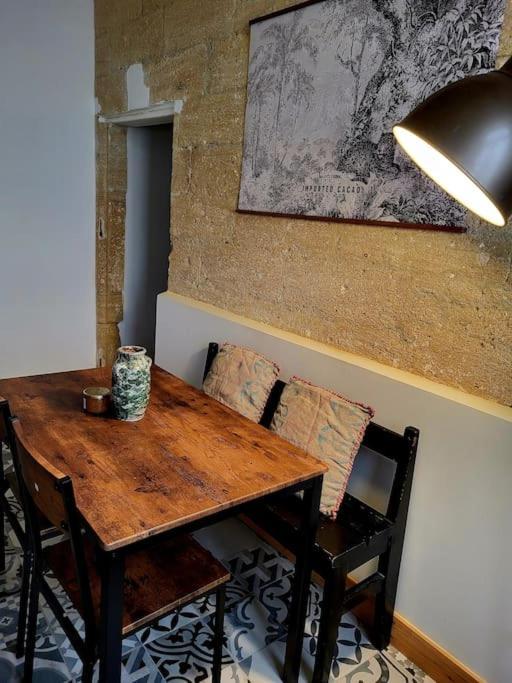 T2 Duplex "Chez Evelyne" Remoulins Exterior foto
